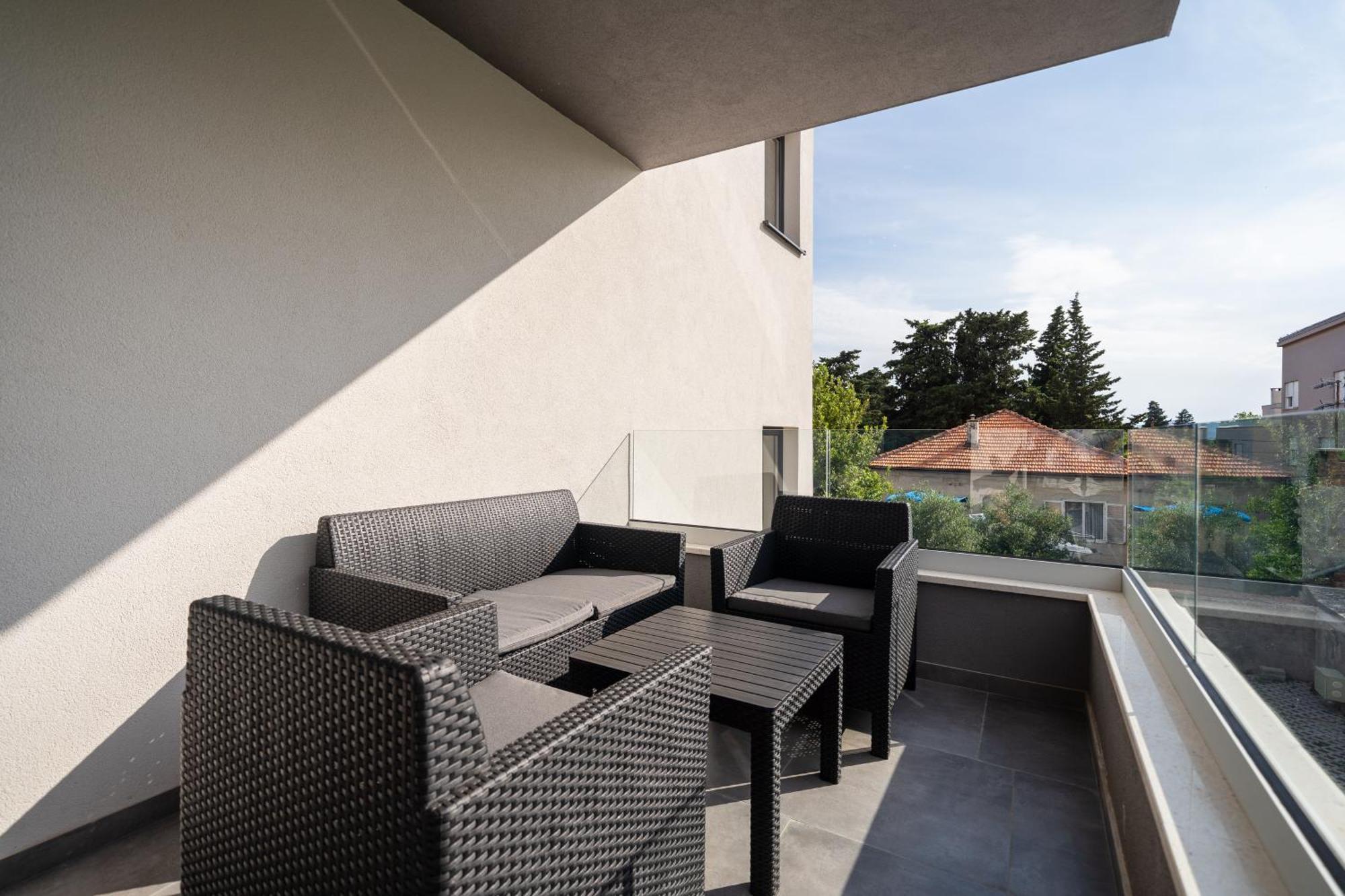 Mistral Retreat Zadar Apartment Bagian luar foto