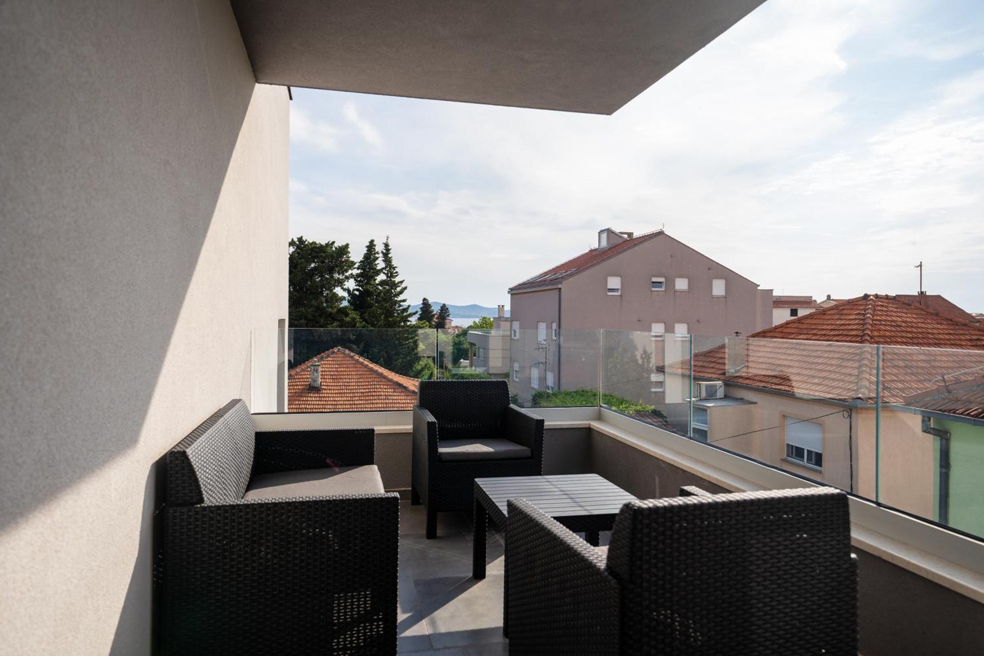 Mistral Retreat Zadar Apartment Bagian luar foto