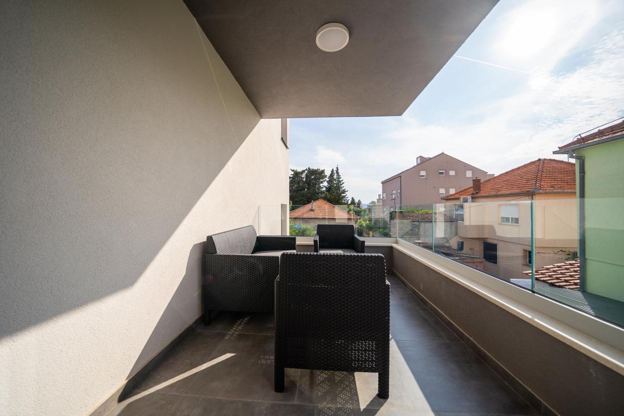 Mistral Retreat Zadar Apartment Bagian luar foto